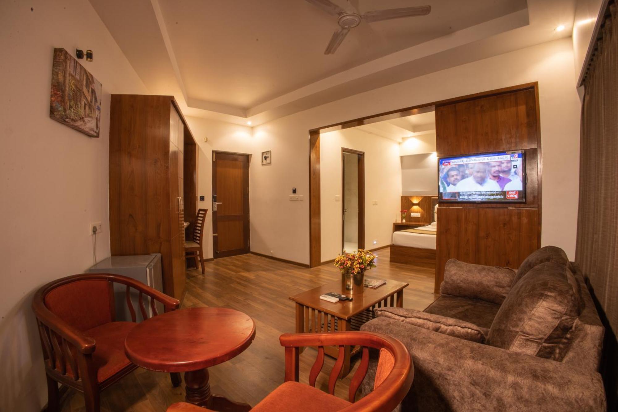 Metro Plaza Hotel By Rak Rooms, Mangaluru Exterior foto